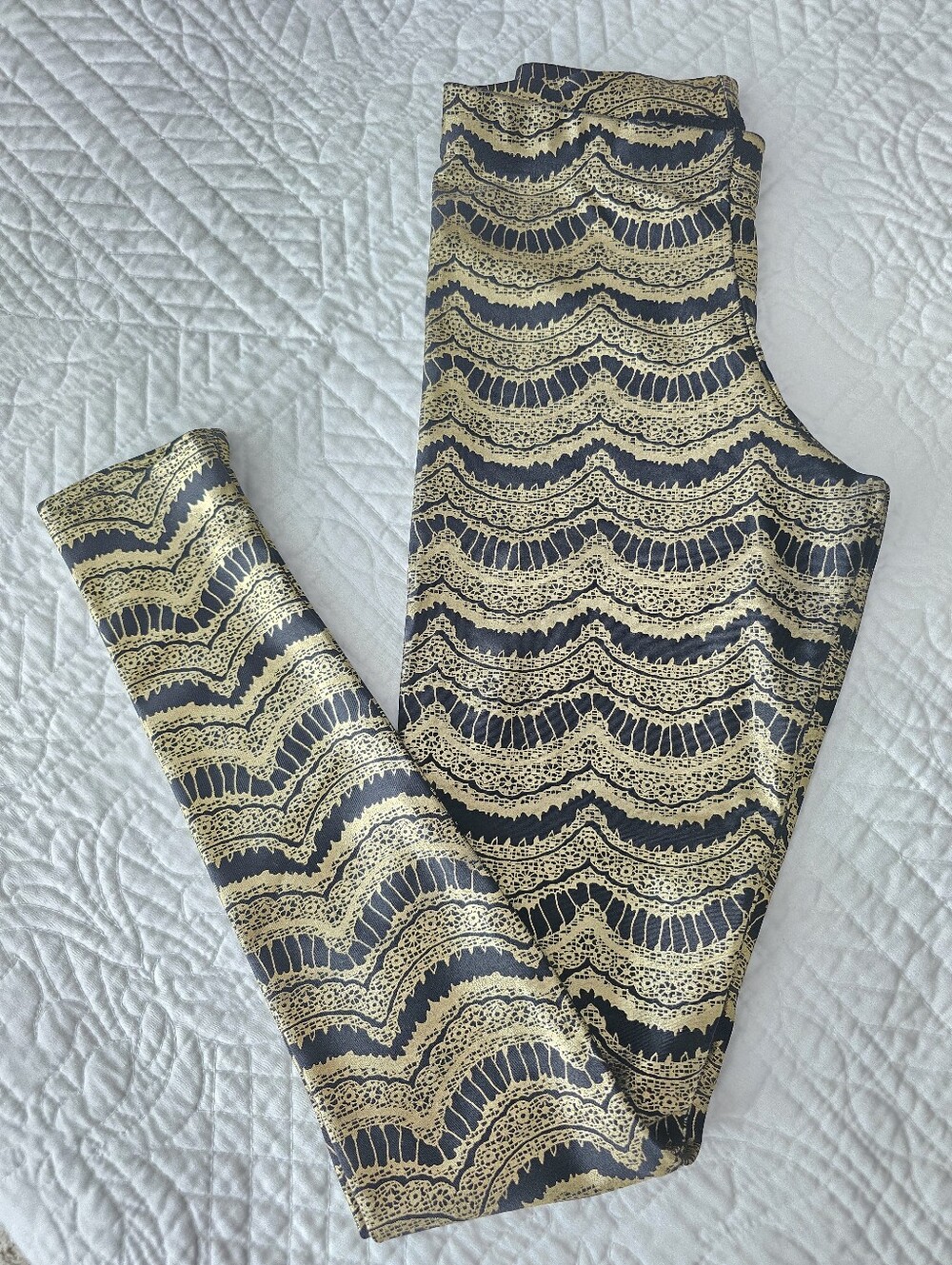 Blackmilk Lashes Gold Leggings